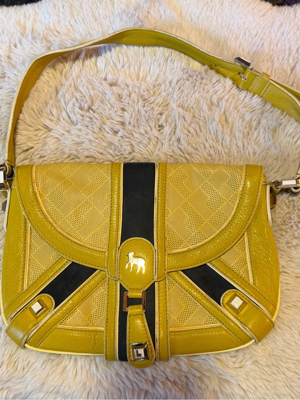 vintage L.A.M.B. by Gwen Stefani shoulder bag